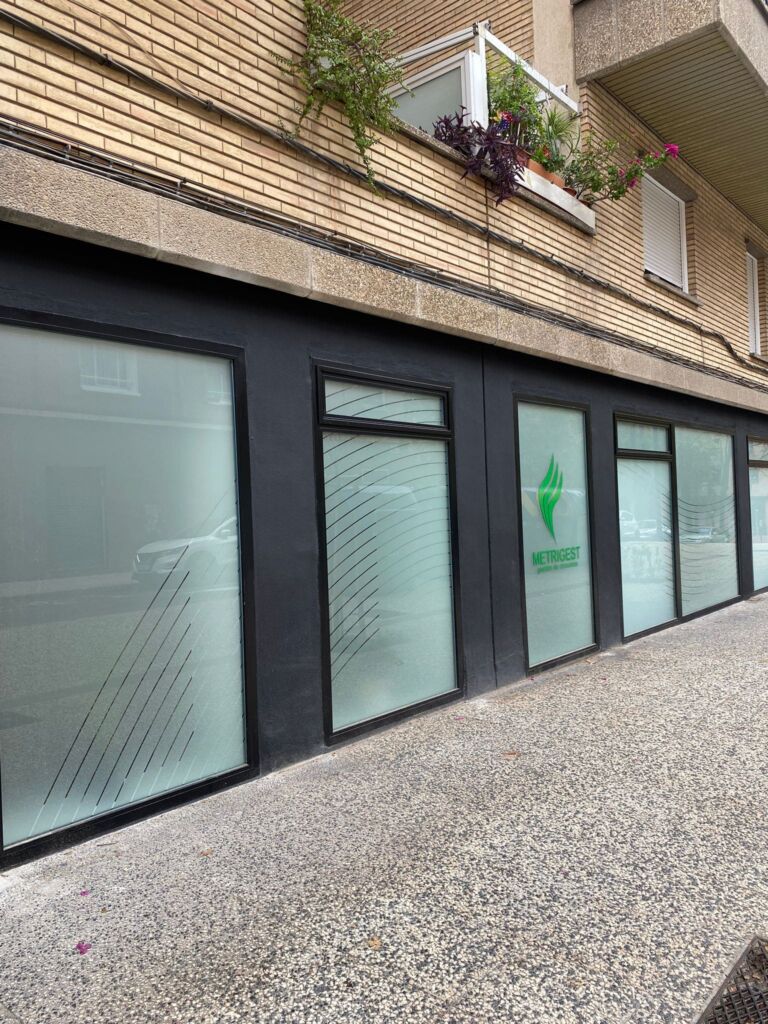 Imagen fachada de las nuevas oficinas de METRIGEST